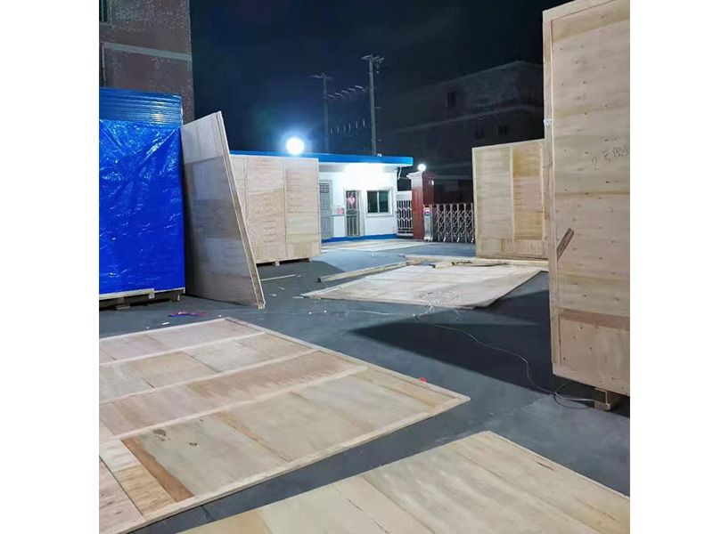 免檢出口木(mù)箱