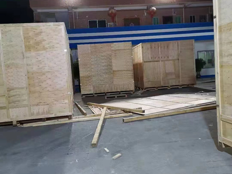 重型加(jia)固木箱