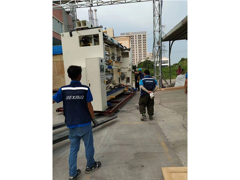 東莞(wan)某公司搬遷(qian)打包現場