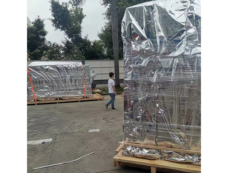 深(shen)圳龍崗某智能(néng)自動化設備真(zhēn)空包裝